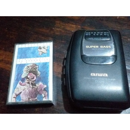 Walkman Aiwa + Cassette Los Redondos